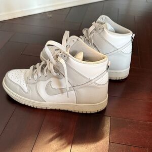 Nike White High-Top Shoes
